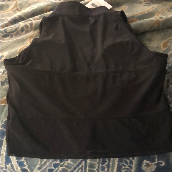 Fabletics zip athletic vest - Picture 2 of 4